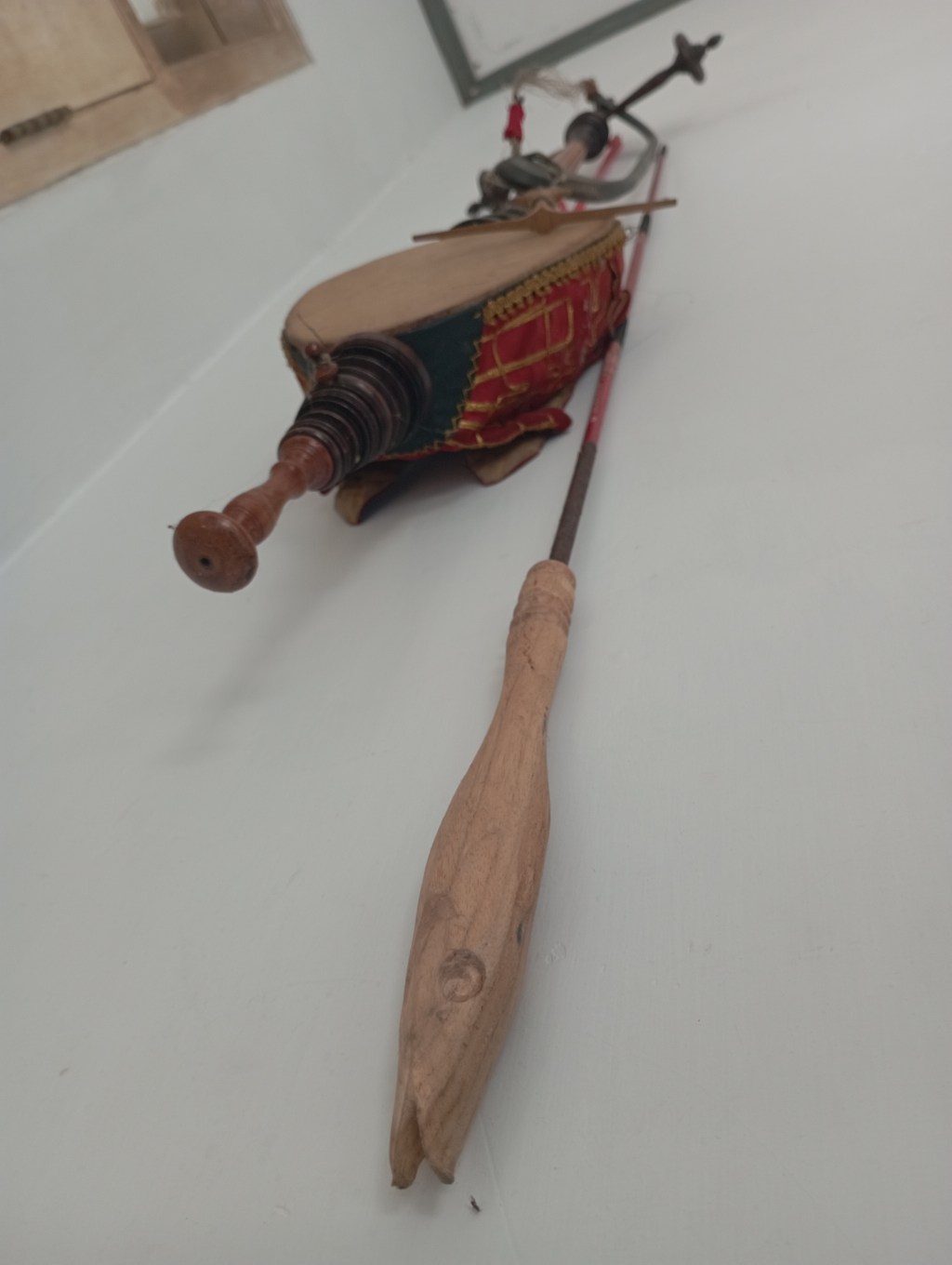 Nama komponen Rebab dan pengguna’an istilah yang sama dalam bahasa masyarakat jepara&nbsp;modern